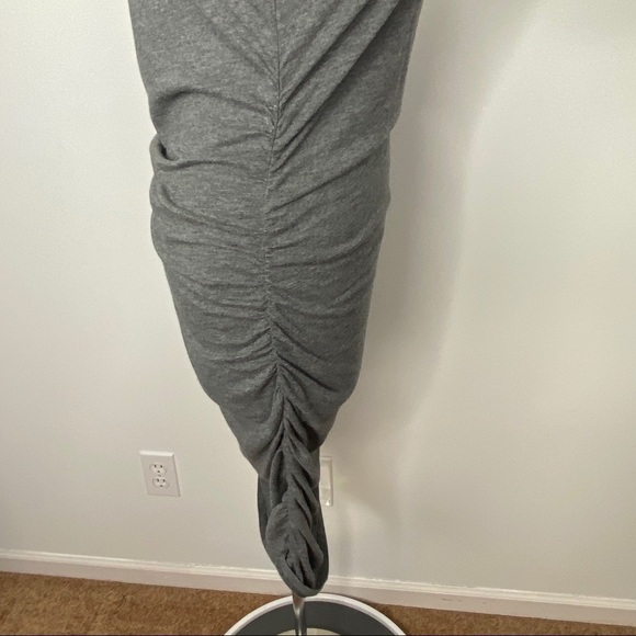 Express Ruched Grey Dress - Picture 4 of 5
